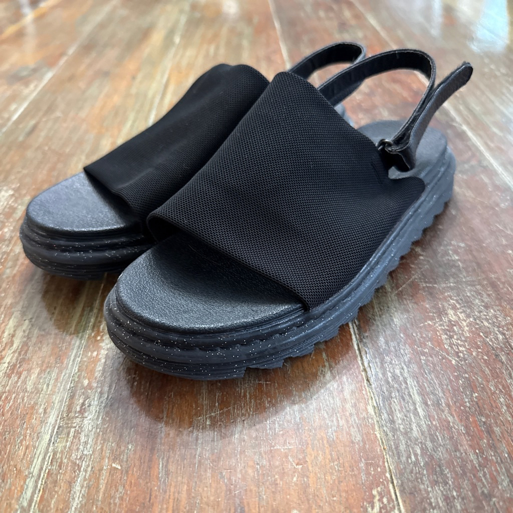Sincerely Jules Black Chunky Glitter Mesh Sandals Girls Size 3